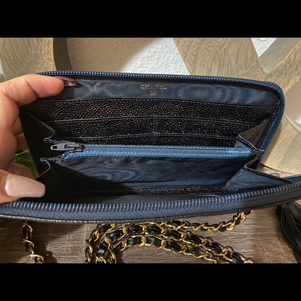 ⚜️♠️ Chanel Caviar Timeless Zippy Wallet Chain Crossbody Double Zipper Style - Picture 7 of 9